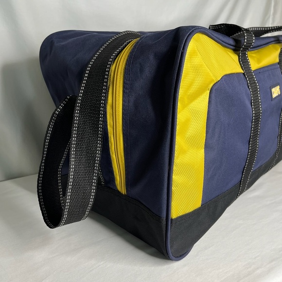 New Chaps Duffle Bag Navy Blue / Yellow/ Black 21”x11”x10” Adjustable Strap - Picture 2 of 16